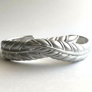 Arthur‎ Court Signed Cuff Bracelet Aluminium 7in Overlap Leaf Matte Jewelry